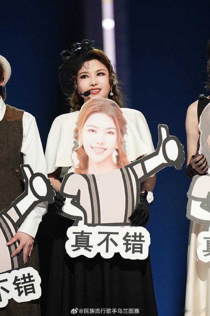 姐姐乘风的感动瞬间从初见到快要离别，两个多月的相处全是真心，乘风姐姐之间的感情太