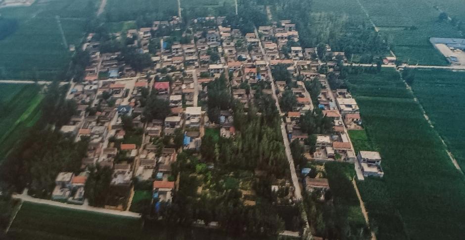 菏泽市鄄城县什集镇和庄行政村河身王庄村

河身王庄距鄄城县南40华里，离乡镇驻地