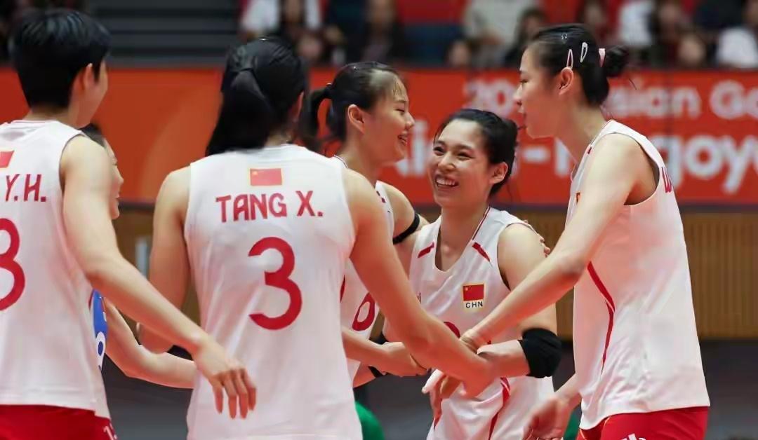 北京时间9月20日中午，爱知·名古屋亚运会女排比赛继续进行1/4决赛的角逐。中国