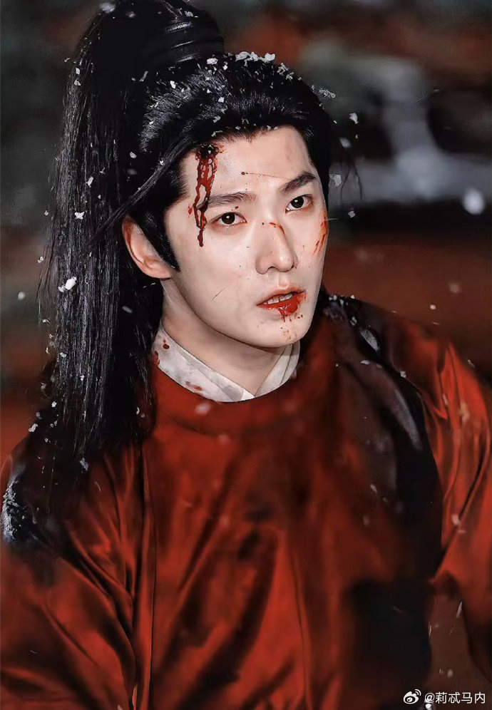 杨洋对演员的敬畏感越来越重了杨洋说外界的声音是一种养分岁月沉淀让杨洋对待演戏多了