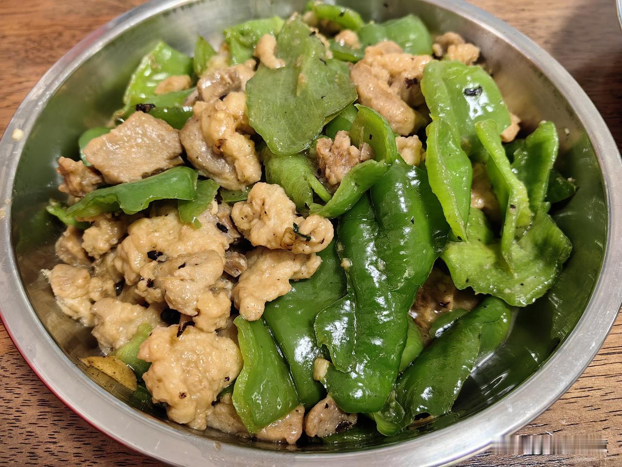 没有吃白米饭的午餐，却饱得要扶墙！南与北的碰撞，吃出不一样的幸福味道！

今天的
