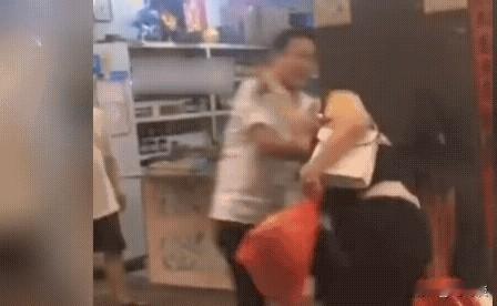 因为五块钱引发的争执，确实让人长记性。据说有这么个事，一个女士去补鞋，本来讲好十