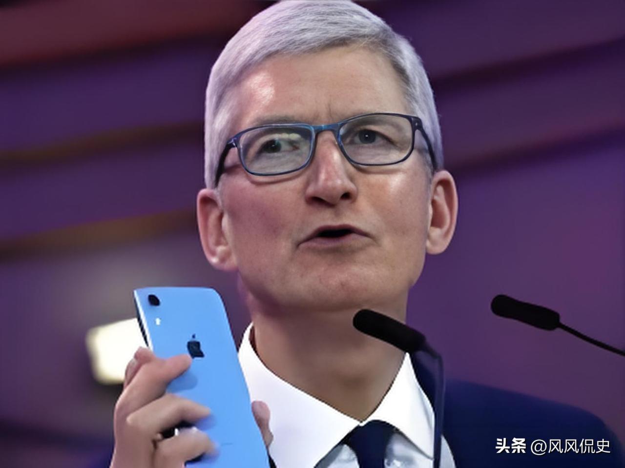 美国彻底慌了？！苹果CEO库克抛出惊人言论，振聋发聩！他说：“我们死守中国制造，