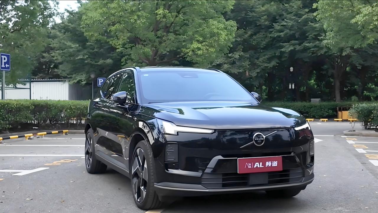 2026年拥有一台沃尔沃XC70要花多少钱？
「落地价多少」
这次我们拿到的是顶