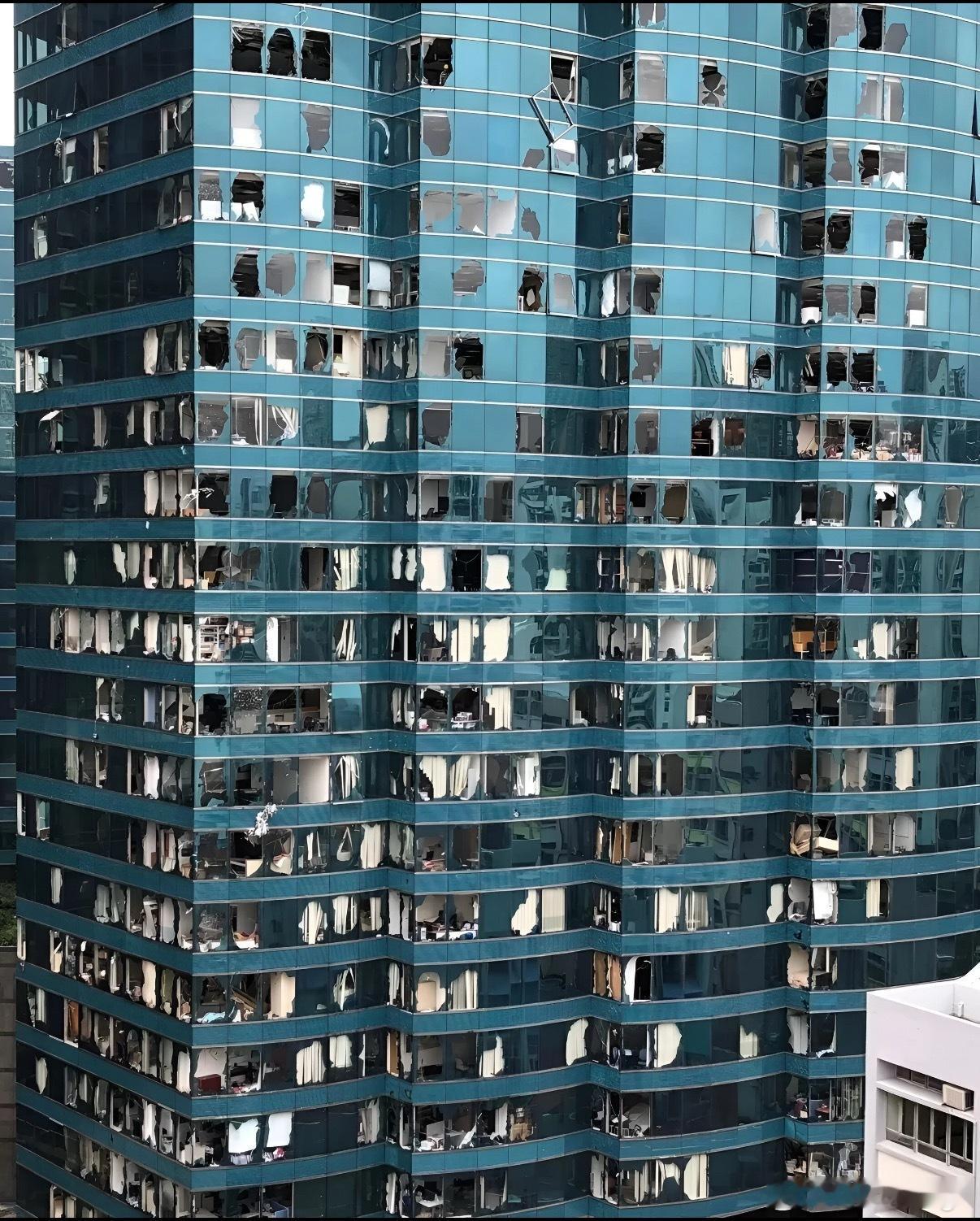 台风巴威强风圈直径或超山竹台风 想起18年的山竹台风，14级吹爆我家客厅一块玻璃