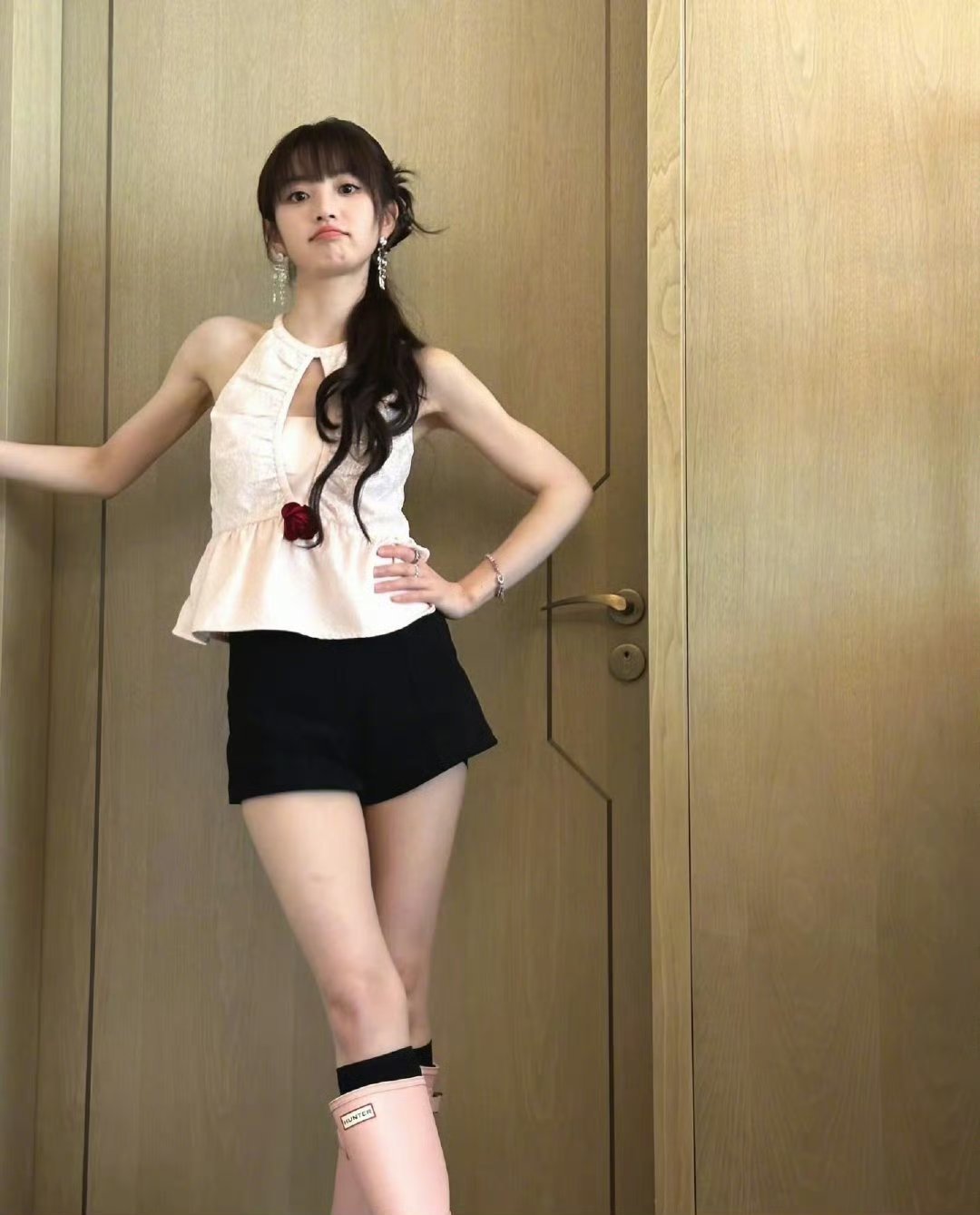 田曦薇这肌肉居然不是p的小田一直都是天菜 谁来懂懂 