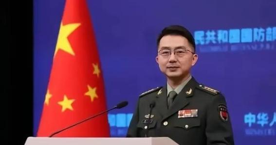 国防部已明确发出通知，凡家中有年满18周岁男性青年的家庭，以及青年本人，都须予以