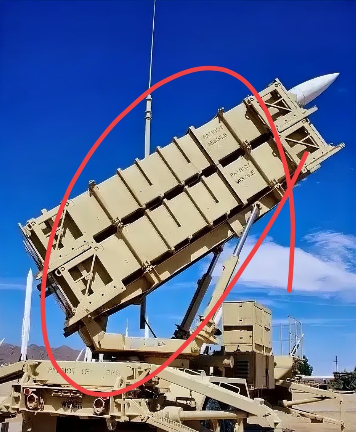 前几天看到新闻说，美国去年年底批了111亿美金的对台军售大单，本来挺热闹的。结果