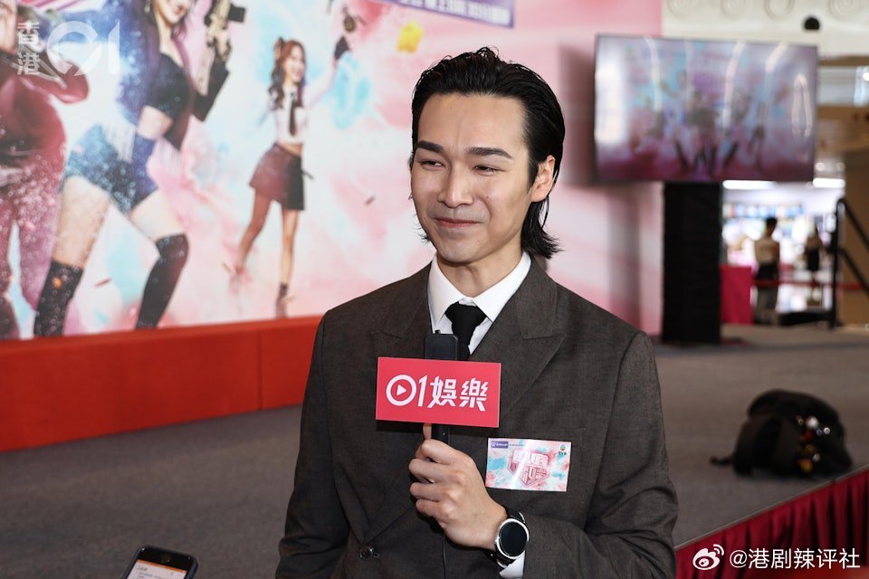 吳子冲在近期播出的《臥底驕娃》擔任其中一個角色「克洛索帕」，曾是模等兒的他在20