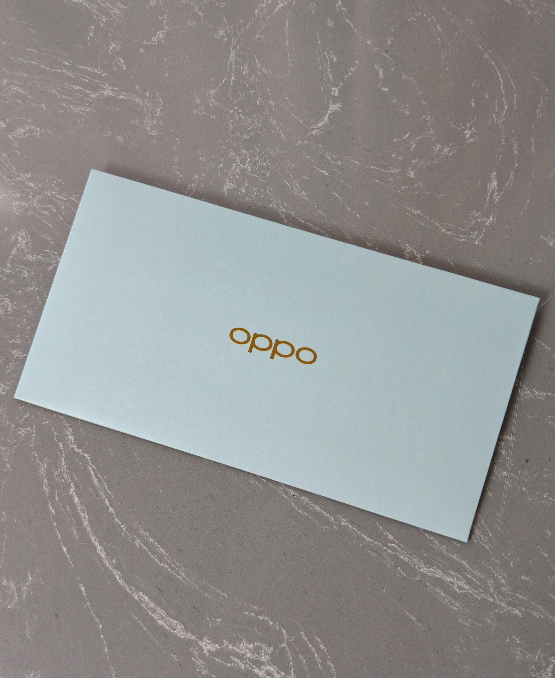 收到OPPO A6 Pro的发布会邀请函听说这不但是一部耐用机，还是一部“德芙机