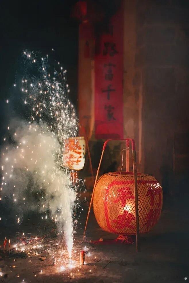 马年大吉愿在新的一年里，拥有如诗如画的生活，在每一个温馨的瞬间中，找到属于自己的