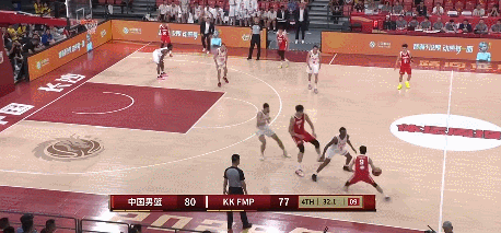 中国男篮vs塞尔维亚fmp 庞峥麟关键时刻失误，此前三分球10中1的对方核心球员