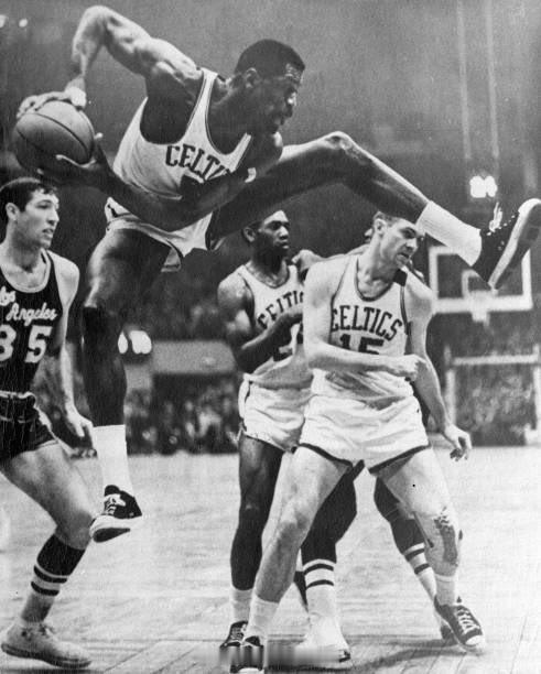 1968年的比尔-拉塞尔 