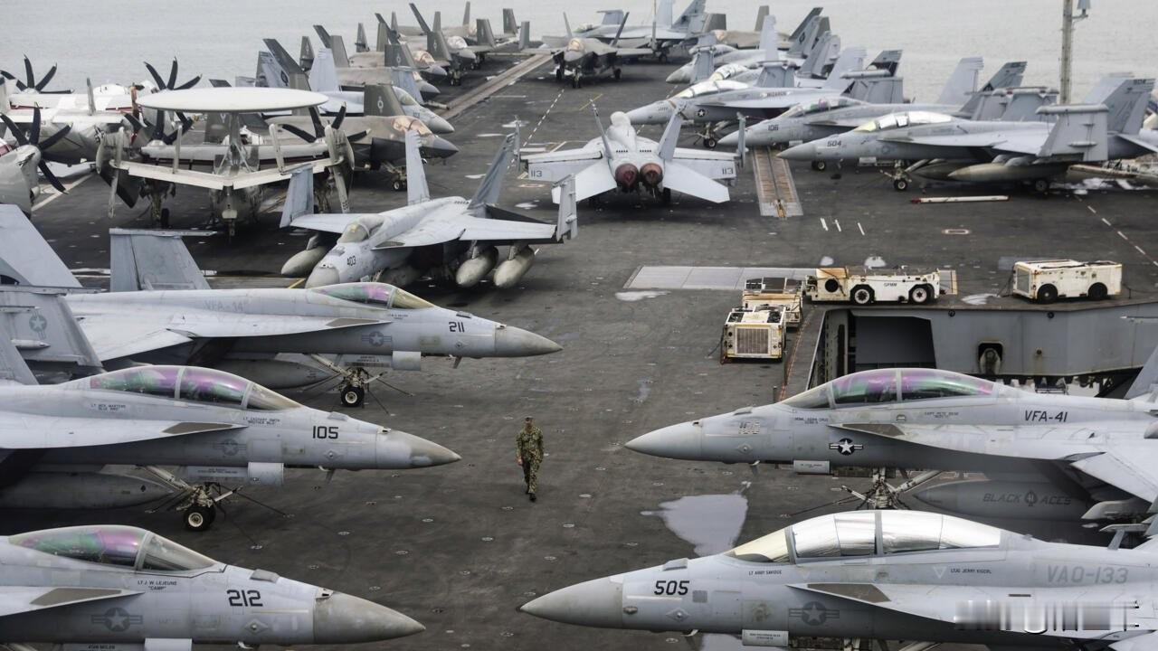 美伊开战会如何?

截止目前，美国在欧洲和中东已部署了 296 架战机。包括先进