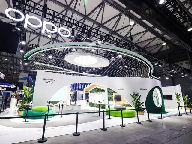 重磅消息，OPPO和大众达成车用5G专利授权合作。这意味着，往后OPPO手机和大