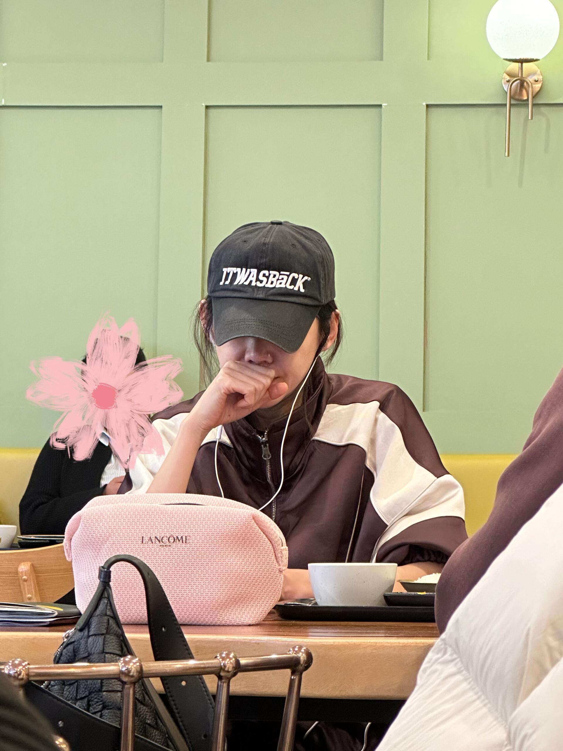 秋瓷炫 ✨秋瓷炫星日记录今日机场路透 韩国✈️北京 