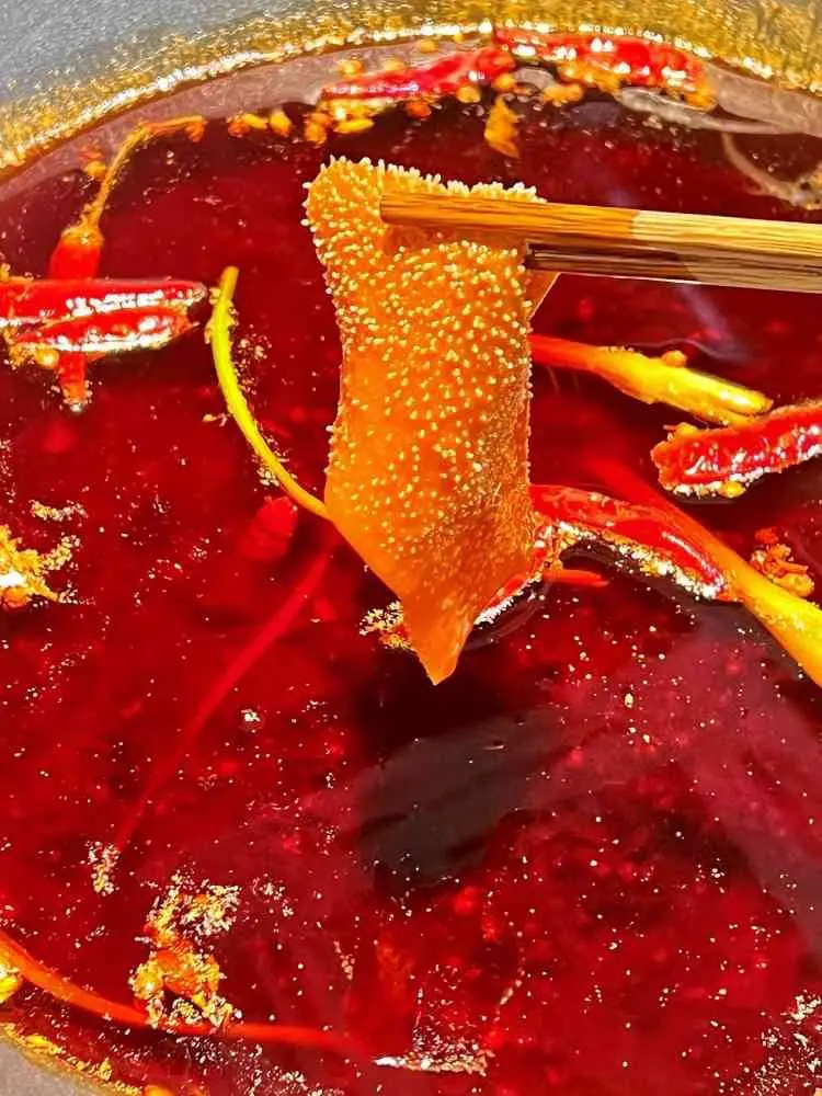 刘行二老灶火锅。