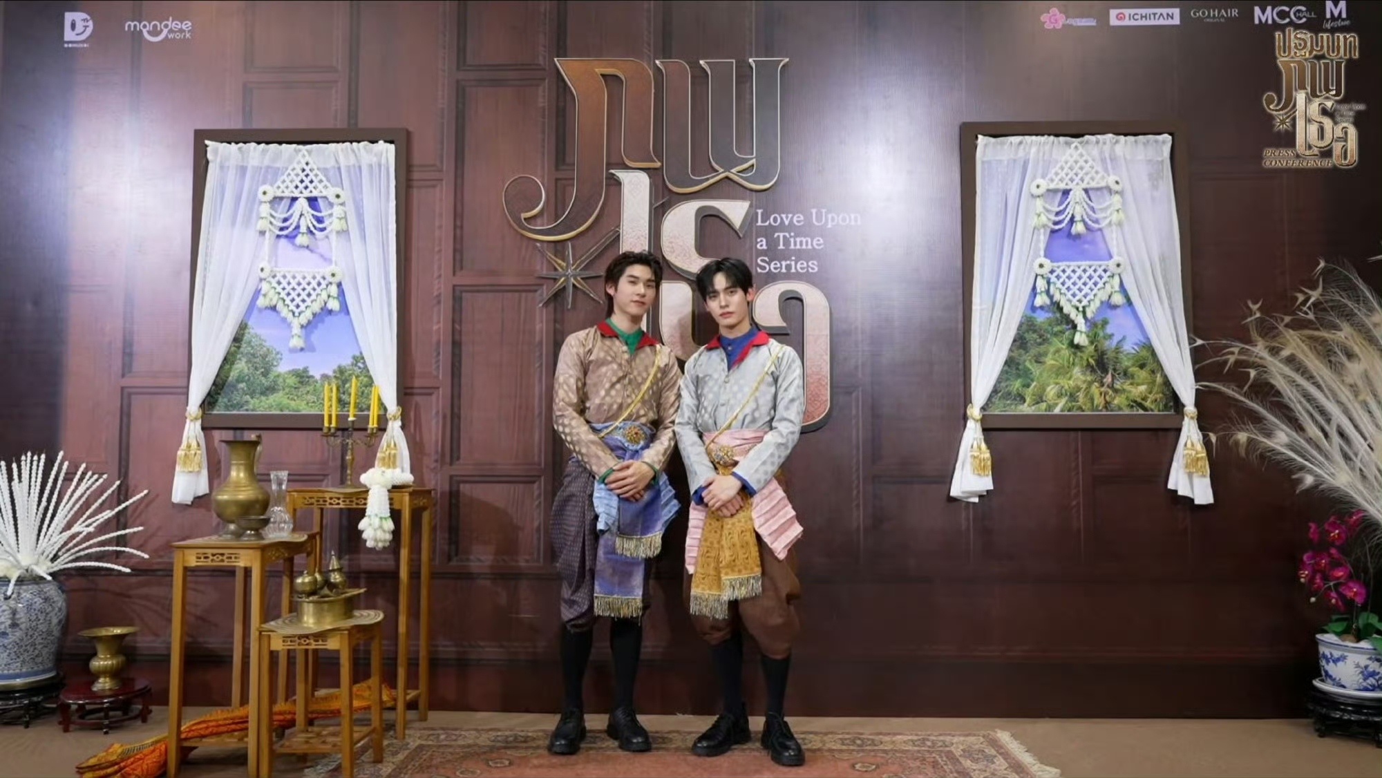 首先尊重文化差异其次哪里来的阿拉丁神灯最后下次别穿了 