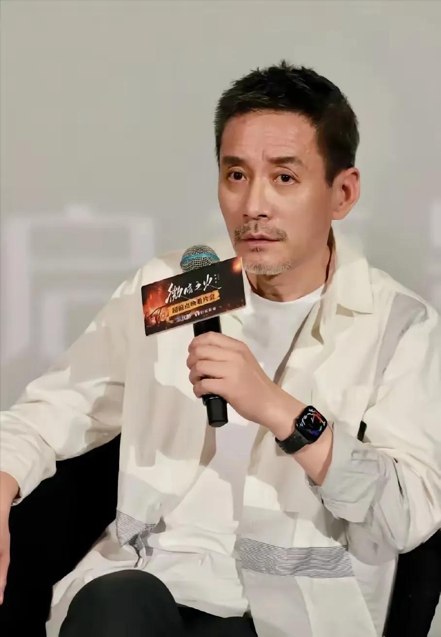 爱美人更爱江珊，他应该是比高曙光更好的男人吧？江珊选男人的眼光分为很明显的两个阶