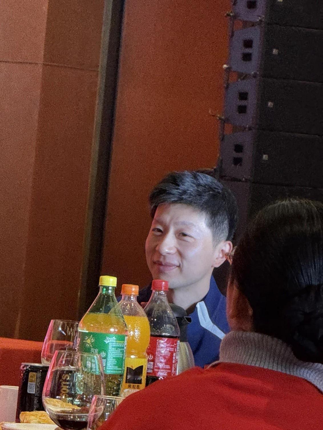 我靠李宁红双喜给马龙加钱 