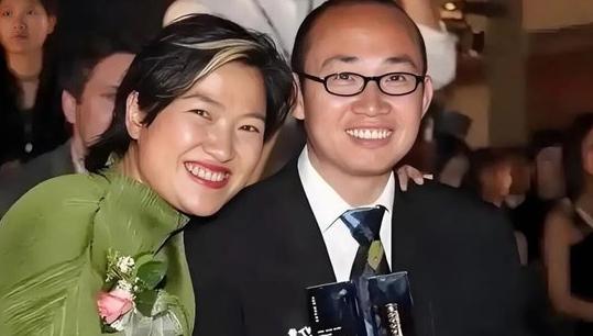 富豪离岸避税的时代彻底终结了！

新规落地，潘石屹夫妇藏了21年的海外资产被全面