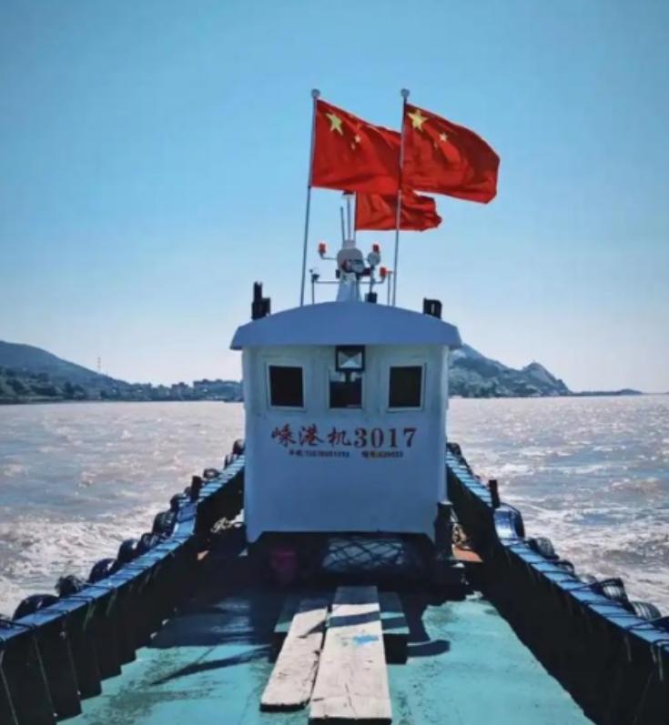 决不允许立陶宛，韩国，日本，美国船只悬挂五星红旗，其他国家船只悬挂必须经过我国同