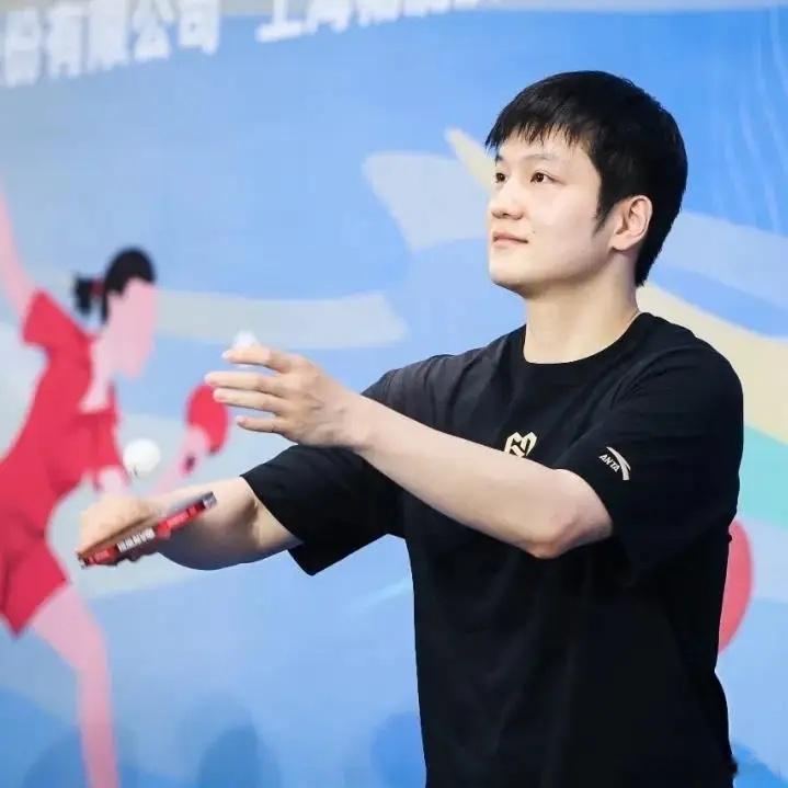 喜讯传来！又可以见到樊振东啦！樊振东7月4日亲临上海乒乓嘉年华，国球顶流扎根民间