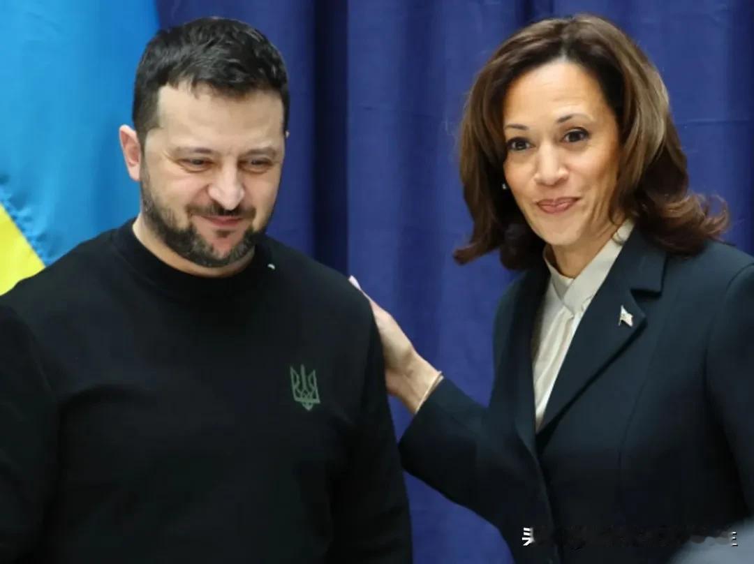 🇺🇸 哈里斯的竞选网站上出现了关于向乌克兰拨款的条目5700亿美元。
🇺?