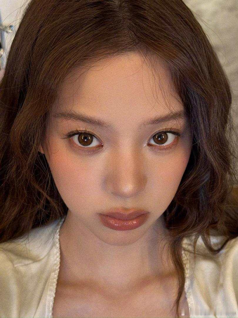 欧阳娜娜开演唱会初衷欧阳娜娜回应开演唱会初衷欧阳娜娜回应演唱会初心，十余年从未停