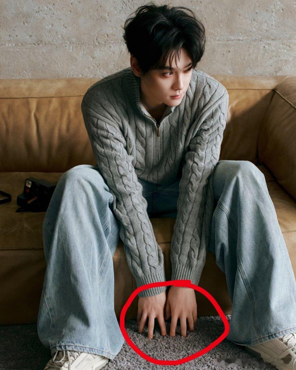 卖萌这块，小受受们绞尽脑汁不如此猛攻灵机一动。👇 田栩宁