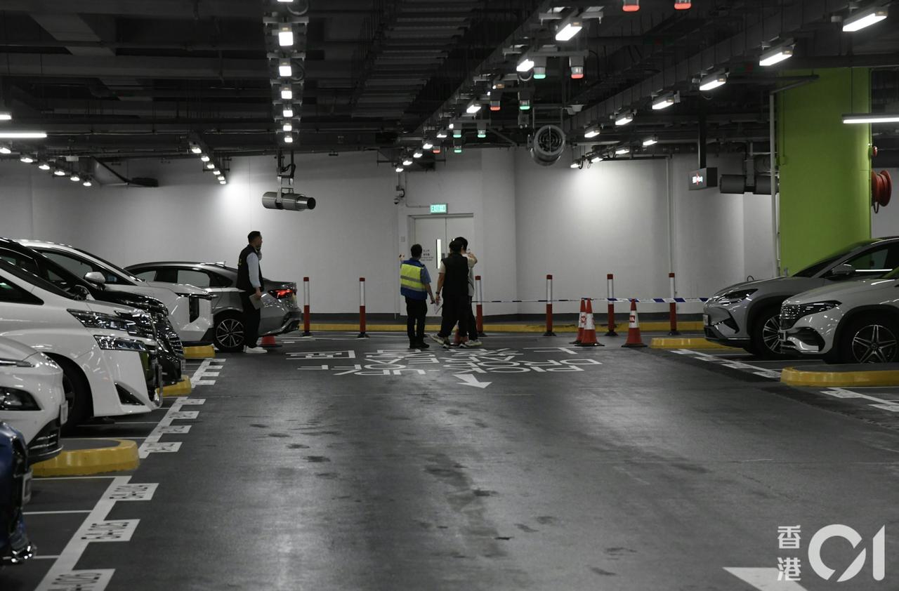 机场停车场，700万黄金当街被洗劫！这个凌晨的香港发生了什么？
6月18日凌晨，