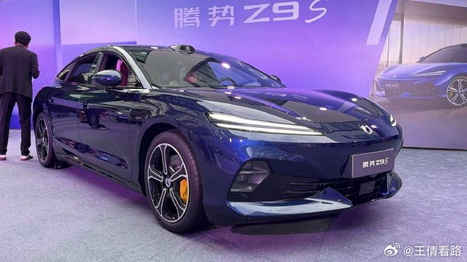 腾势Z9S开启预售，预售价31.98万元起。 