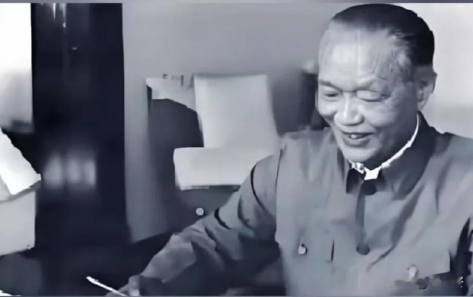 1979年对越自卫反击战结束不久，越南副主席黄文欢逃到中国避难。

黄文欢作为越