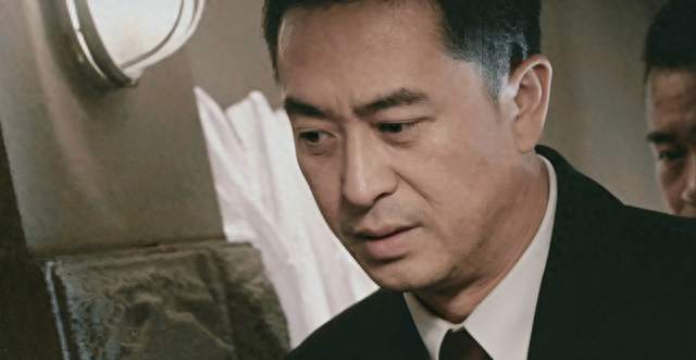从西影厂九年无人识，到39岁才爆红：张嘉益的"慢"救了他