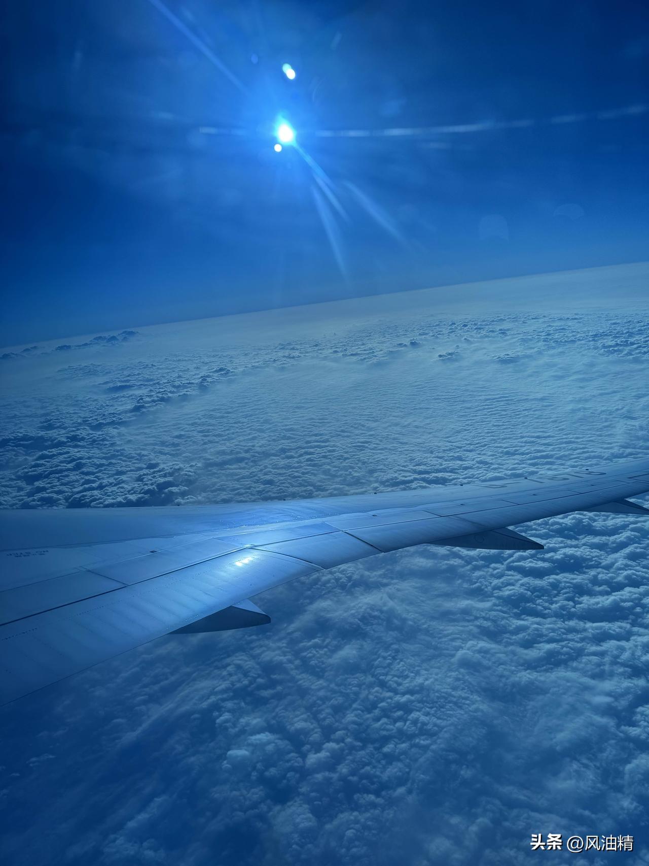 人生的意义是什么？这真是个千古难题。
像保尔·柯察金，他把生命献给人类解放事业，