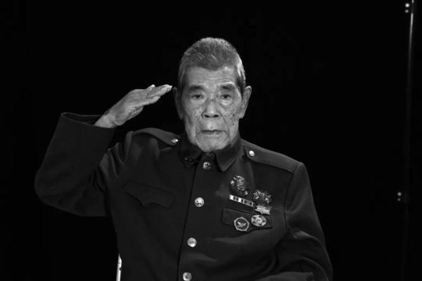张计发（1926年12月30日—2021年6月15日），河北赞皇人，抗美援朝上甘