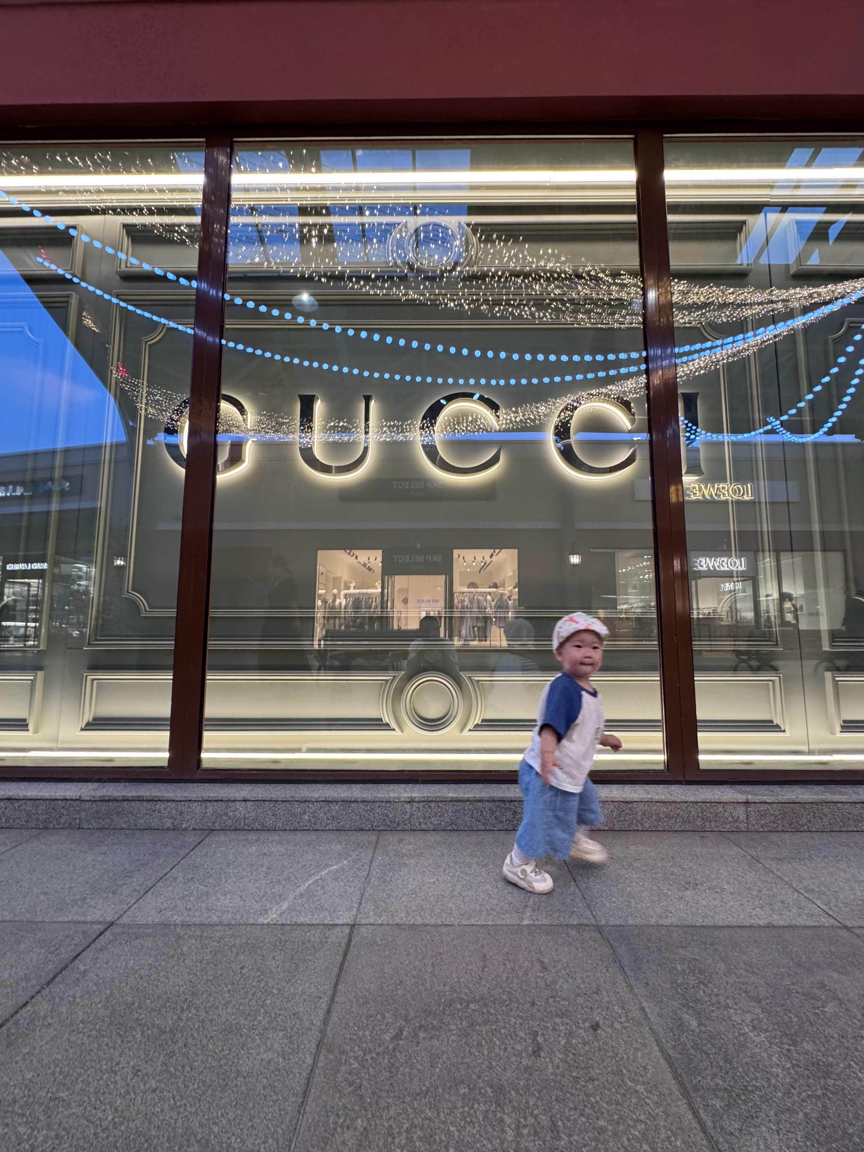 Gucci大秀新一代男模已上线