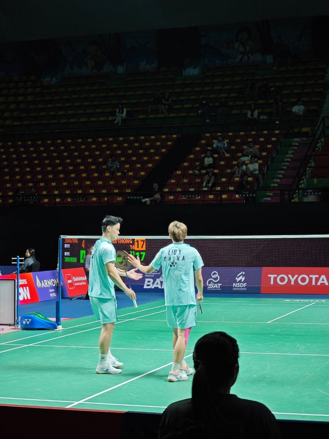 男双 1/16赛 查能蓬 / 通萨 16-21 21-19 陈旭君 / 刘阳20