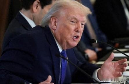 特朗普突然摊牌了！美国众议院高票通过法案，要把中国踢出G20和国际清算银行。但这