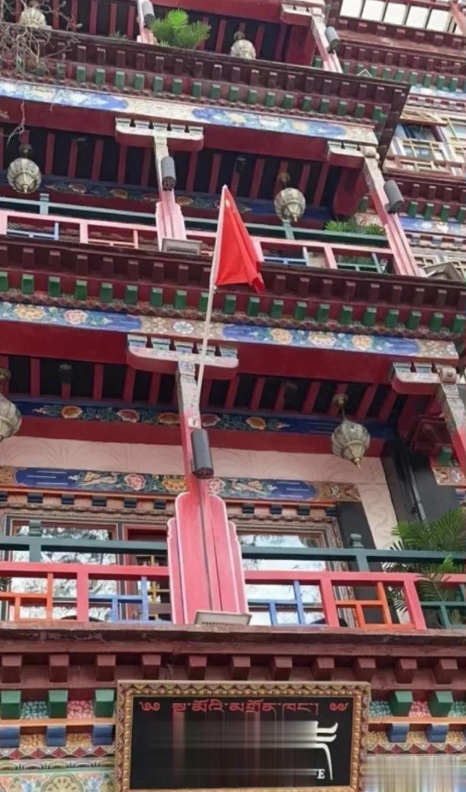 惊天一霹雳，“拉萨客栈杀人”事件大反转！

事件简单回顾:

前几天，有位旅客入