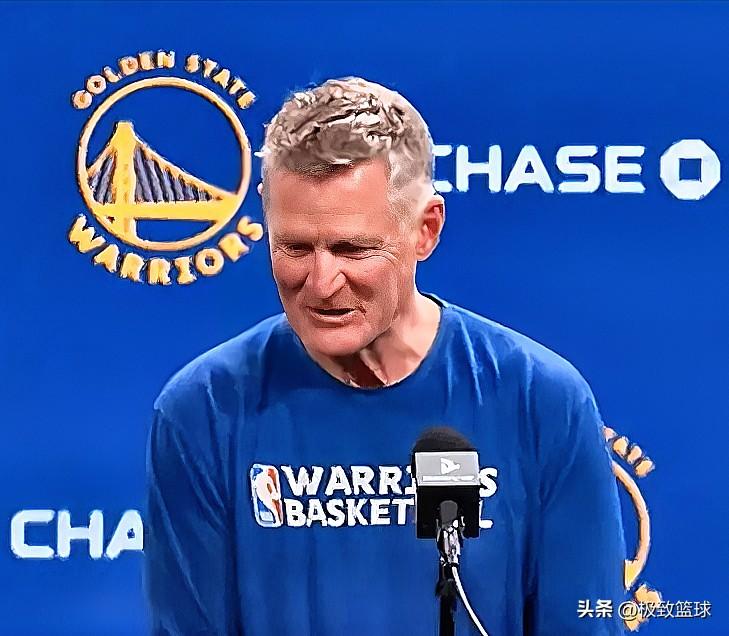 勇士主帅科尔被记者问破防了！

今日，勇士将在主场对阵尼克斯。赛前科尔接受记者采