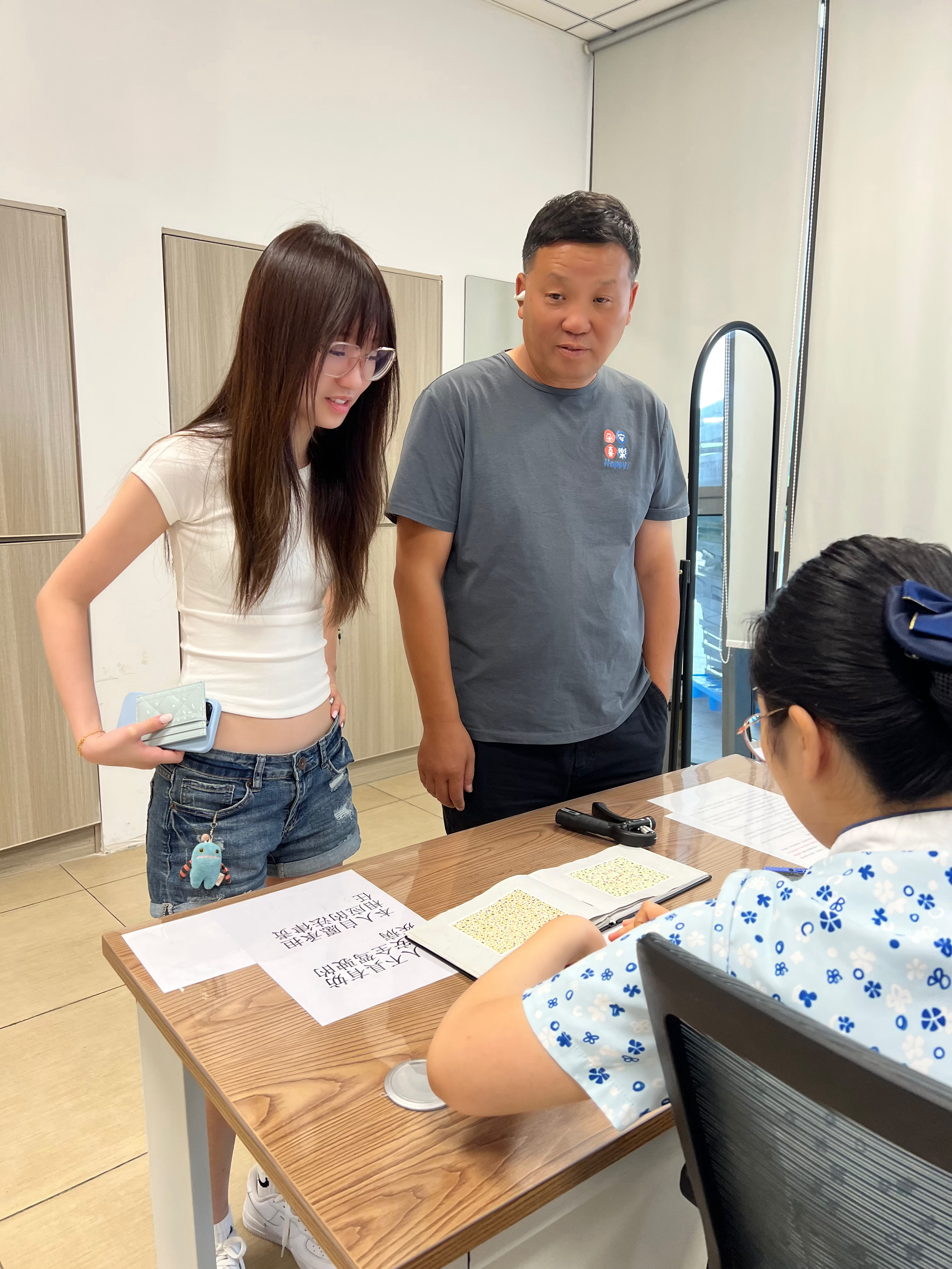 我妹去报名考驾照去了争取1个月22天拿下C2[怒][怒][怒] ​​​