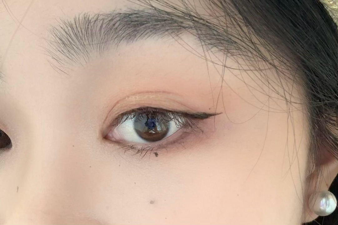 昨天的，这个双眼皮贴超级牛老娘遮黑眼圈简直牛坤 