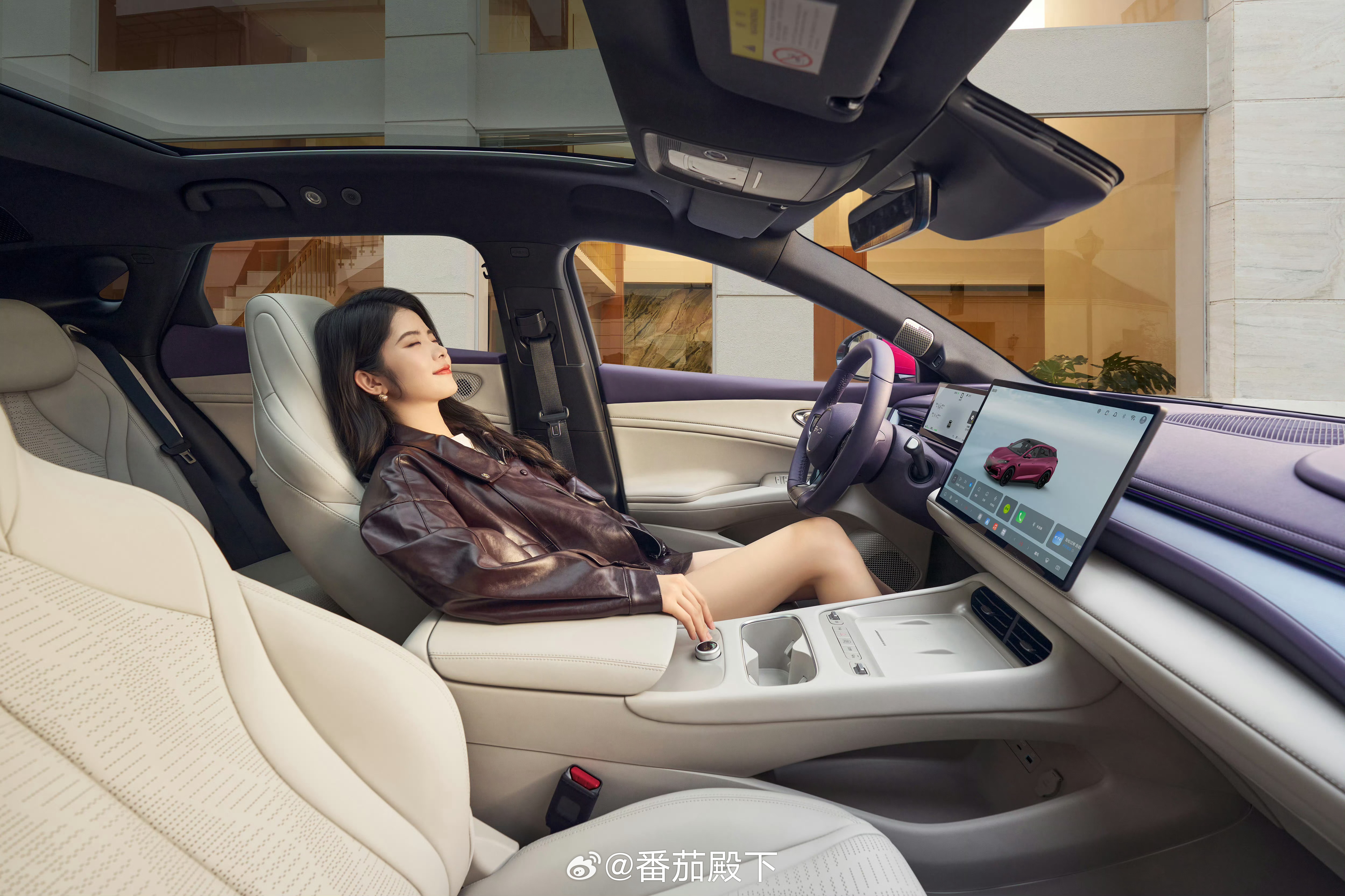 新能源汽车热度持续升温那些执着于还要买燃油车的人……就让他去买吧。除了那几辆有情