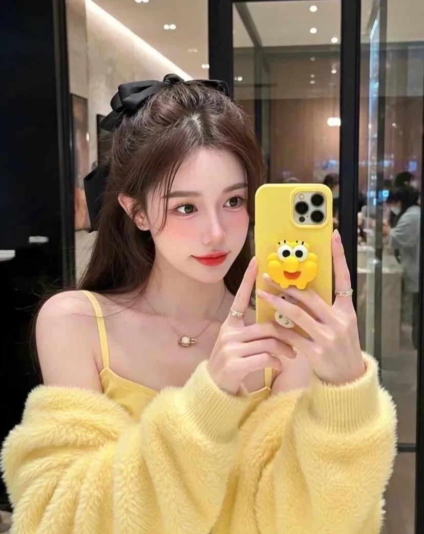 我闺女上大学，两周回家一趟。
就48小时，周五接，周日送。
每次走的时候，都比我