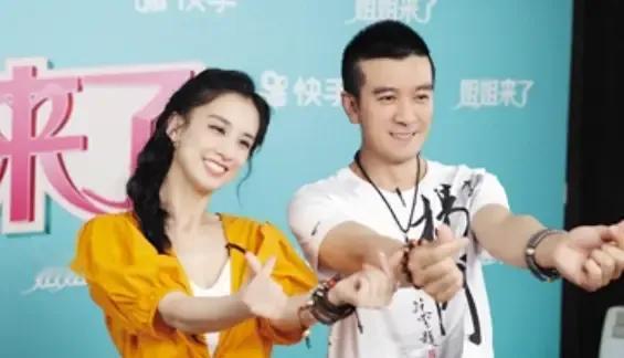 杨子说做不到就净身出户
11月28日在《再见爱人》最后一期节目中，杨子先承认了之