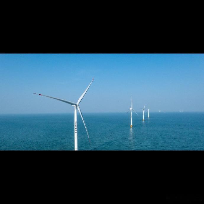 中船科技向海图强 💻 中船科技作为中船集团风电产业核心上市平台，以“向海图强”