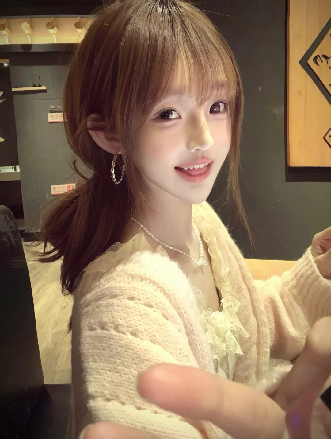 闺蜜来存一些餐厅吃饭拍照姿势📷