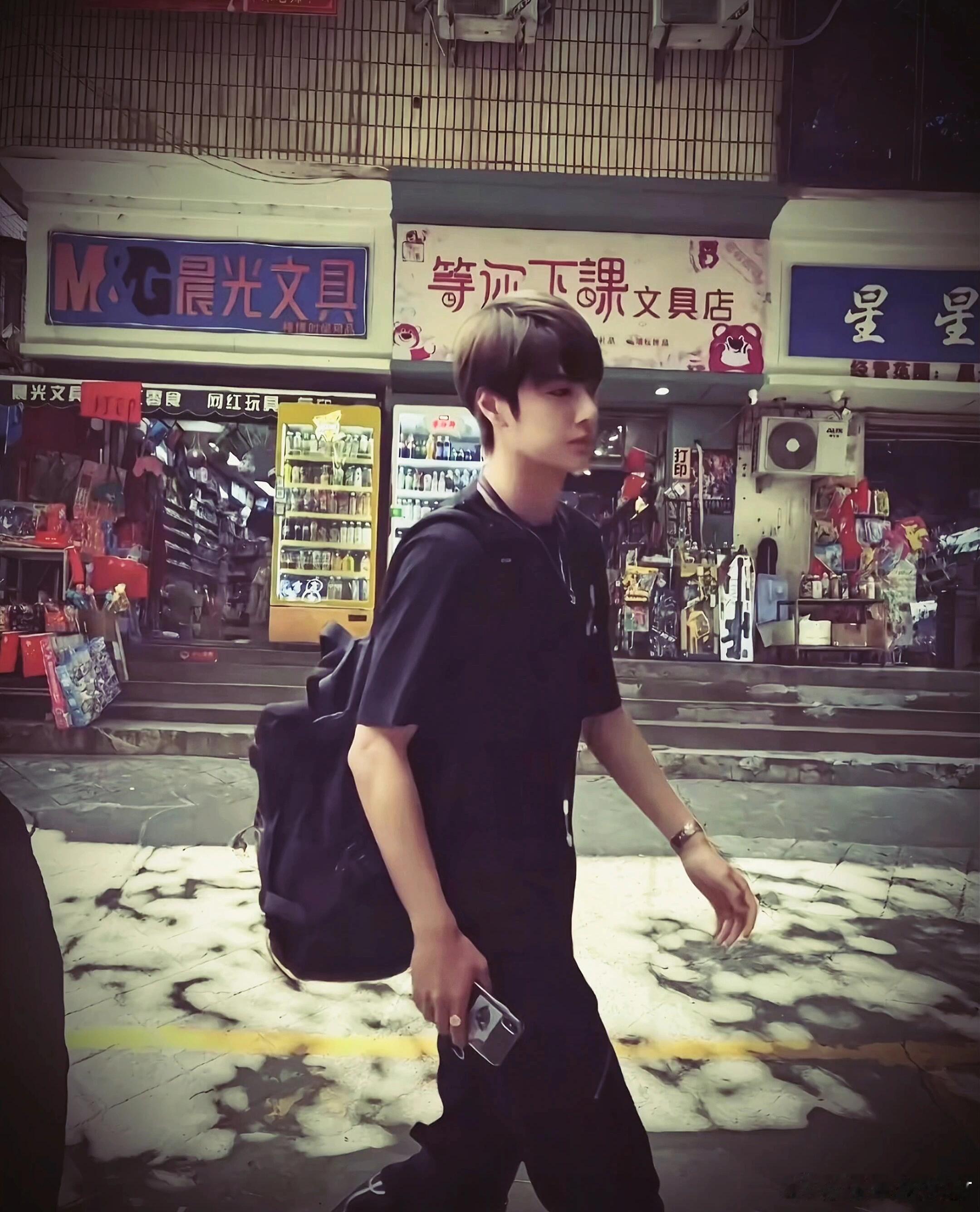 王一博早期少年感 