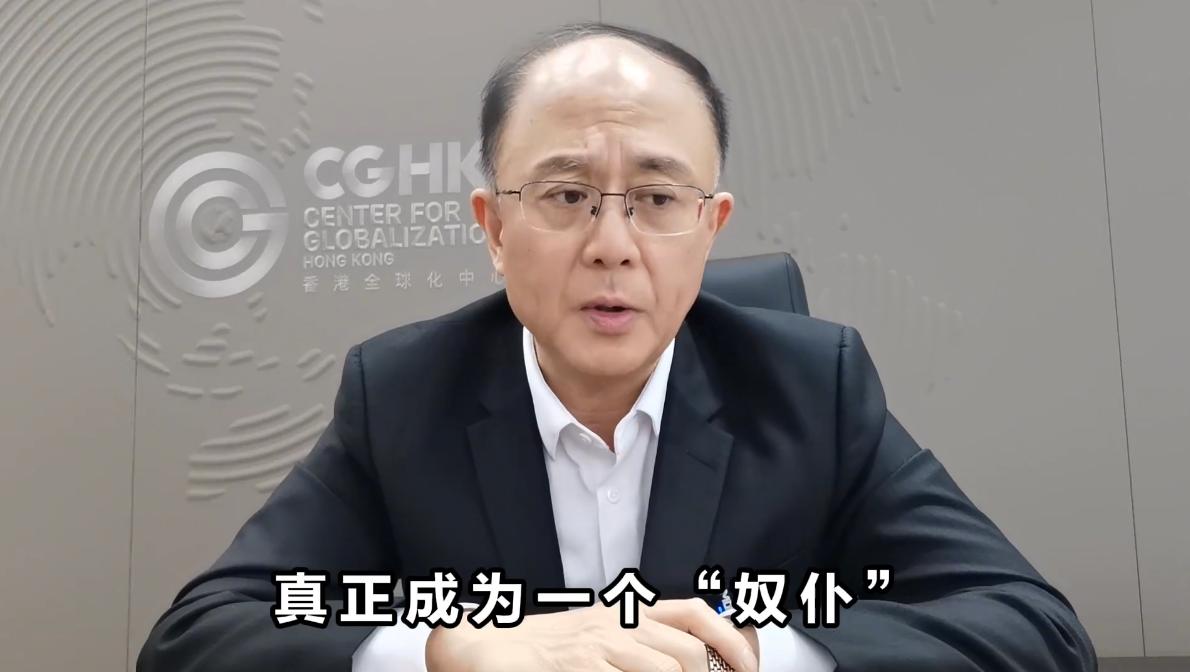 欧美签署的贸易协议，邱震海认为，双方之间签署的不仅仅是经济协议，还是一份政治协议